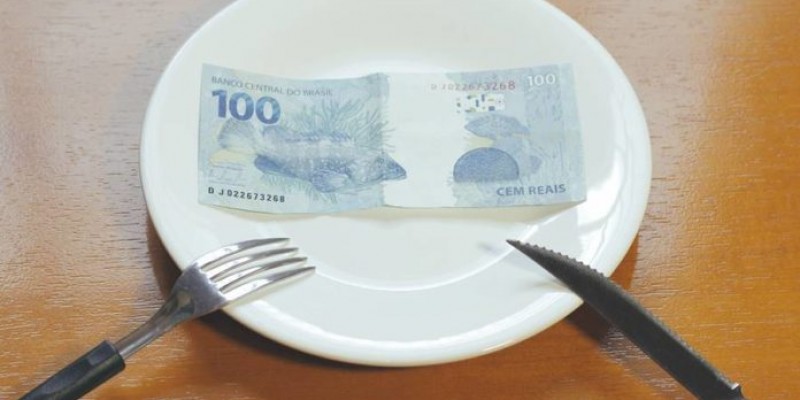 Impasse para bares e restaurantes em Alagoas