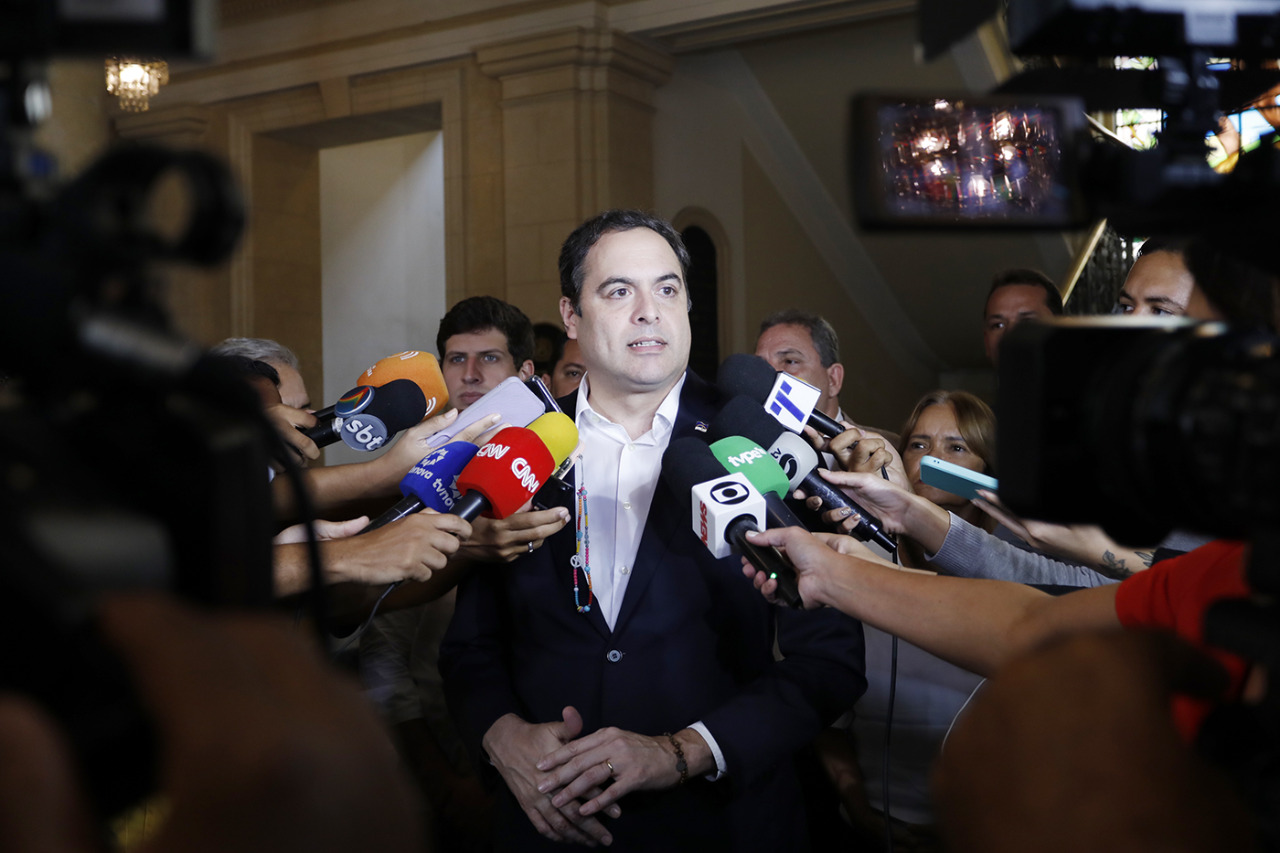 Governo de Pernambuco concede auxílio de R$ 1,5 mil às famílias atingidas pelas chuvas