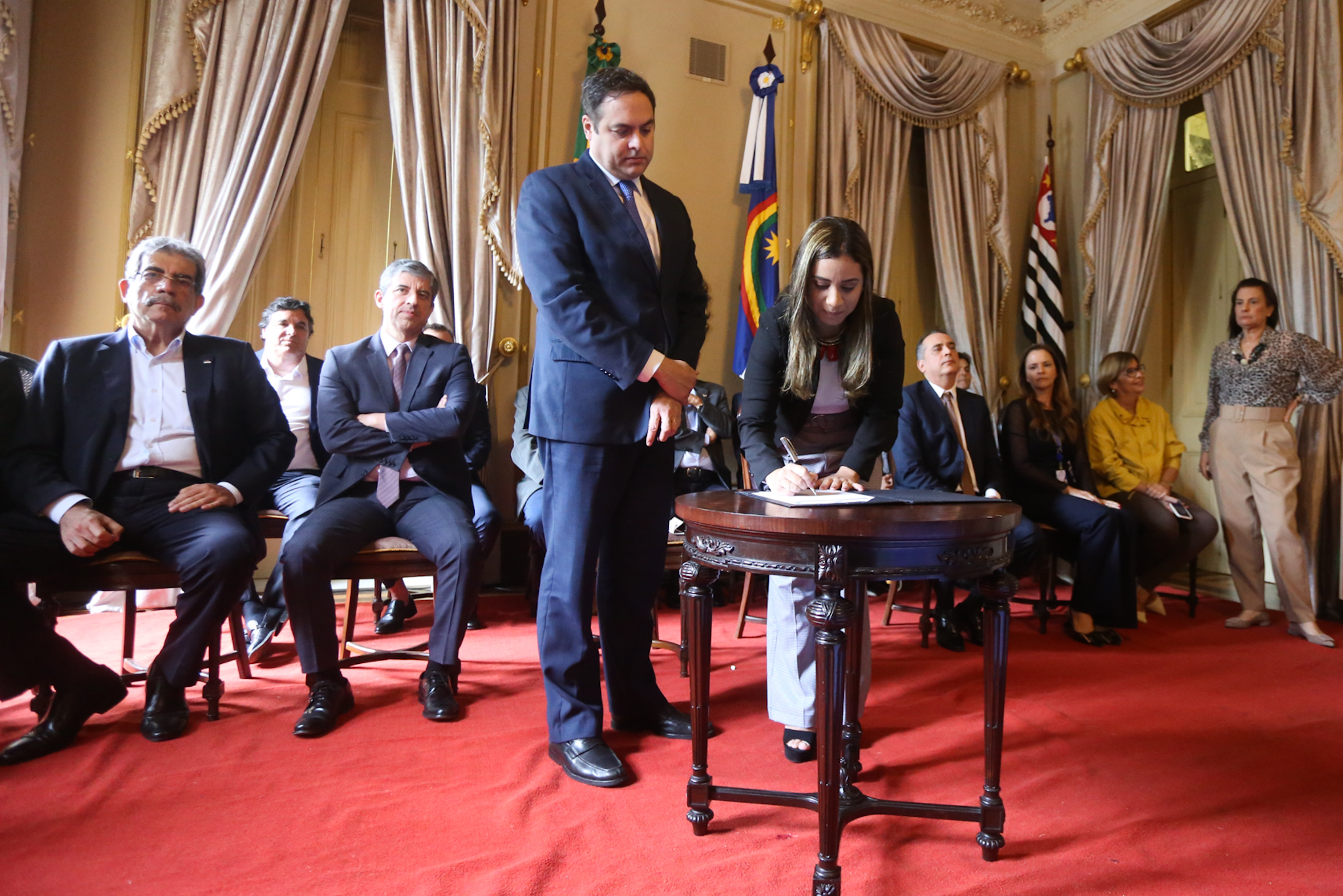 Pernambuco firma Parceria Público-Privada inédita para autoprodução de energia da Compesa