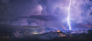 Aquecimento-global-agrava-ainda-mais-a-frequencia-e-a-intensidade-de-eventos-climaticos.-Foto-OMM-Boris-Baran-300x135 COP27 encerra com acordo sobre perdas e danos