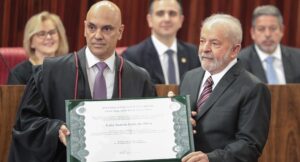 dIPLOMACAO-1-300x162 Lula e Alckmin são diplomados no TSE