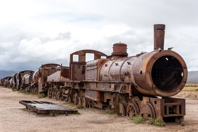 Locomotiva enferrujada | Por Gaudêncio Torquato