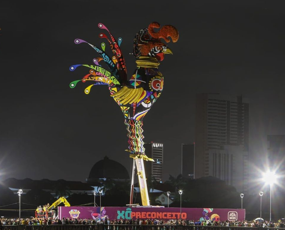 O Galo Preto Ancestral reina no Carnaval pernambucano