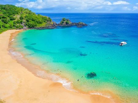 Praia do Sancho é eleita a melhor do mundo