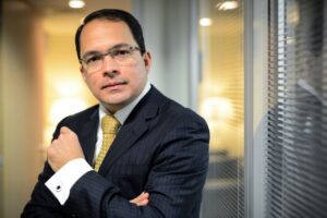 Advogado João Roberto Leitão de Albuquerque é especialista em Direito Aeronáutico. Foto: Divulgação