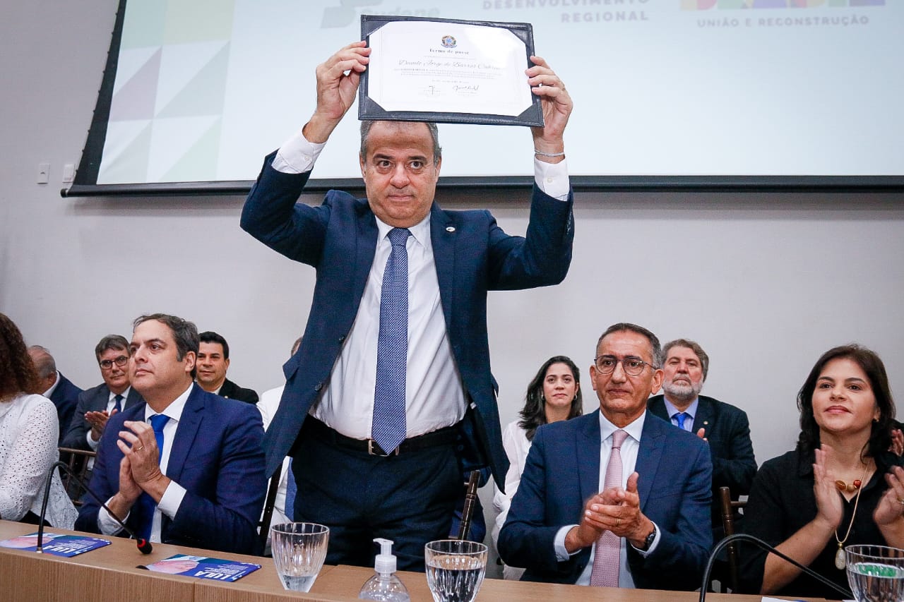 Danilo Cabral toma posse na Sudene